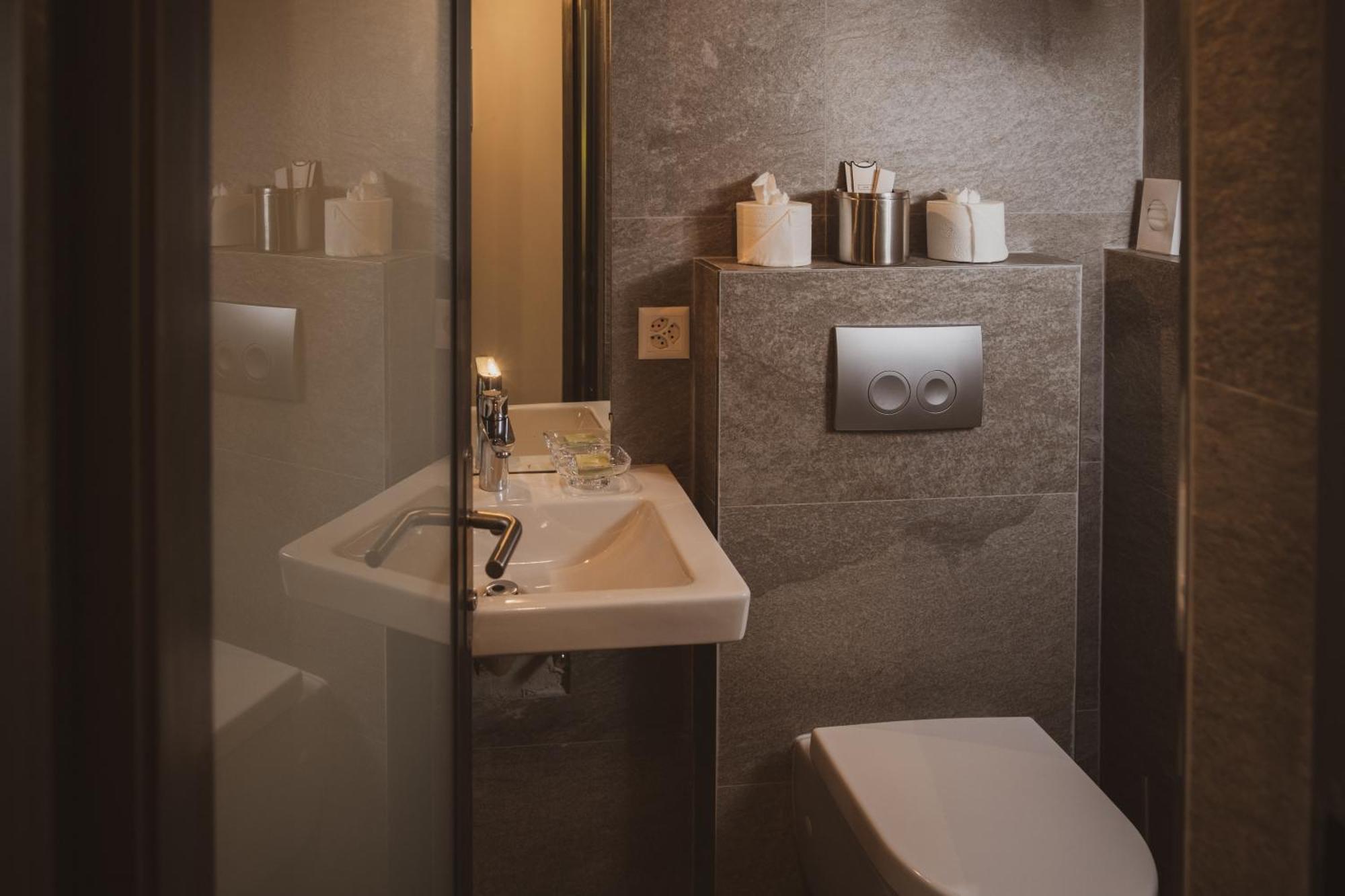 Backstage Hotel Serviced Apartments Zermatt Kültér fotó