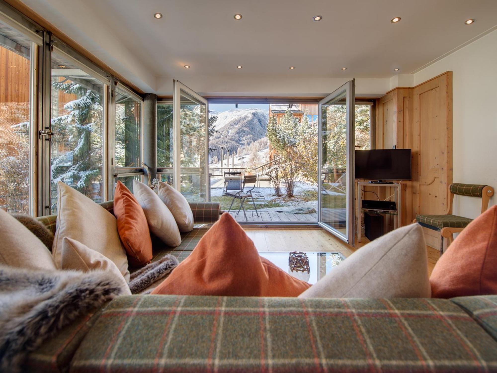 Backstage Hotel Serviced Apartments Zermatt Kültér fotó